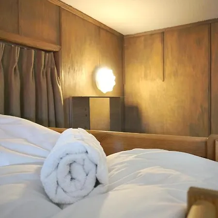 Les Elfes Bed & Breakfast 2*