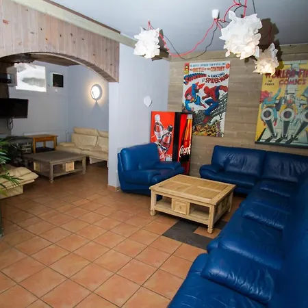 Les Elfes Couette-café 2*
